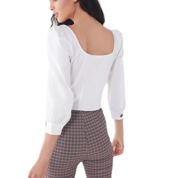 Urban Outfitters Chloe balloon sleeve button down white cropped blouse S - Picture 3 of 12